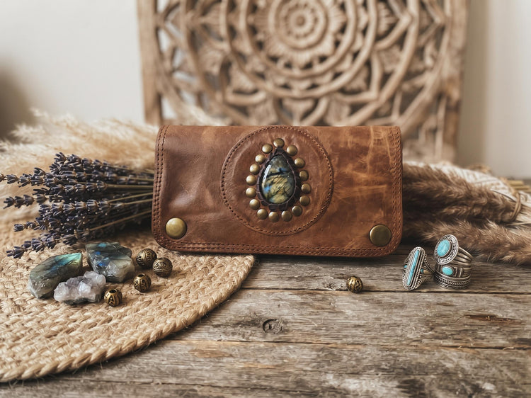 Mini Leather Wallet,  Tobacco Case, Weed Smoking Kit, Travel Organiser Pouch, Small Labradorite Stone Purse, Cigarette Holder