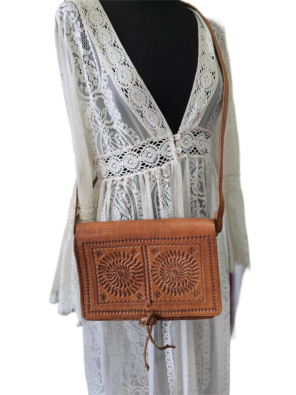 Vintage Moroccan Leather Saddle Bag, Tooled Tan Brown Crossbody Purse, Boho Embossed Shoulder Satchel